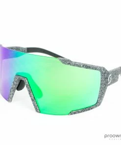 Scott Shield - Grey Marble/Green Chrome